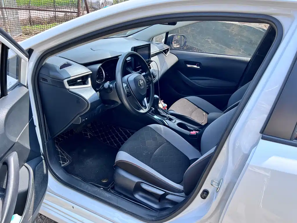 Toyota Corolla — миниатюра 5