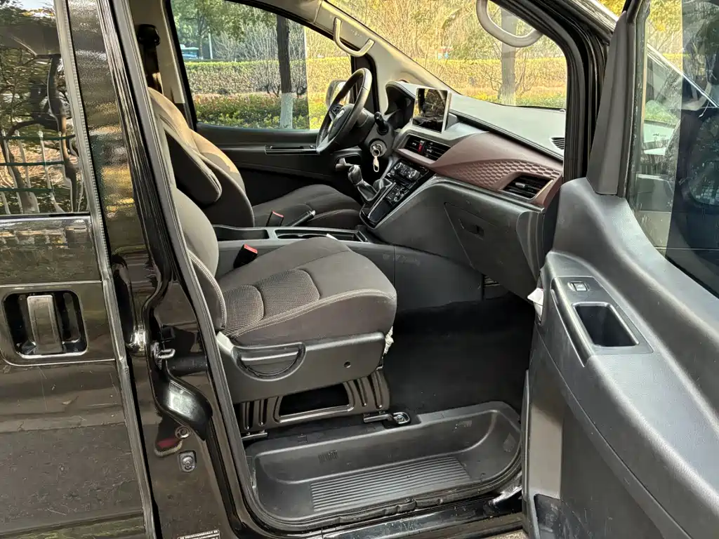 JAC Motors RUIFENG M3