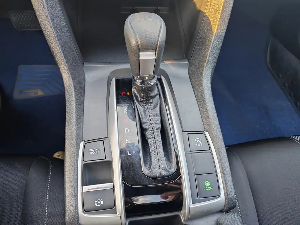 Honda Civic — миниатюра 16