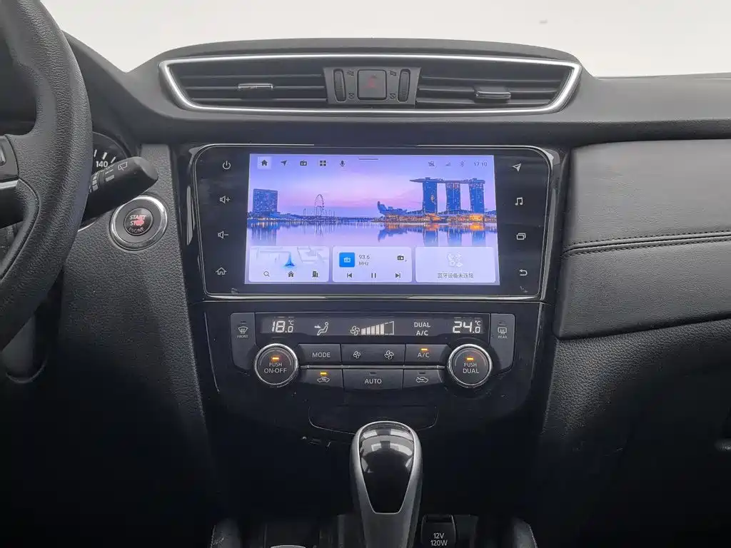Nissan Qashqai — миниатюра 12