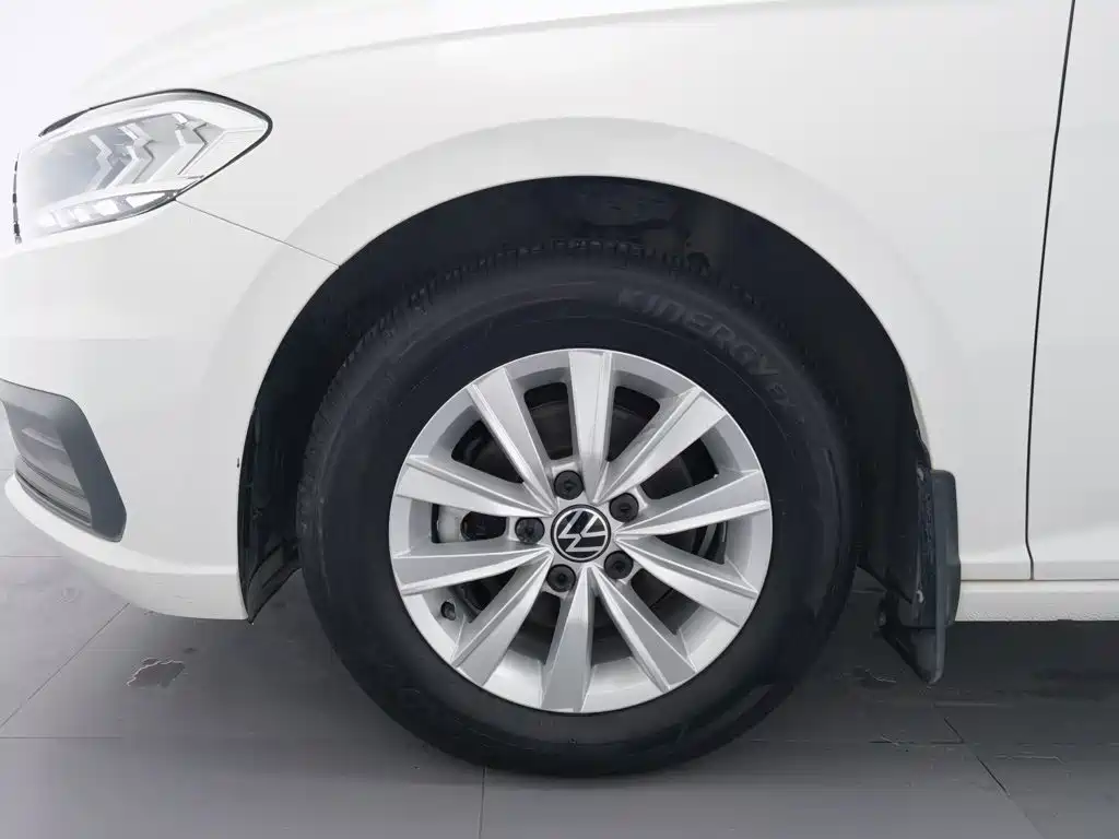 Volkswagen Lavida — миниатюра 17