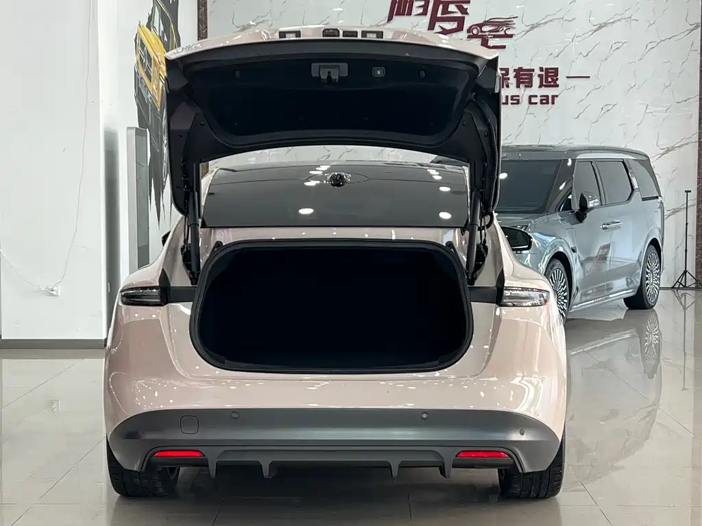 NIO ET5 — миниатюра 6