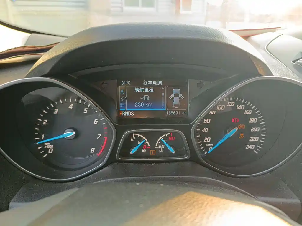 Ford Kuga — миниатюра 7