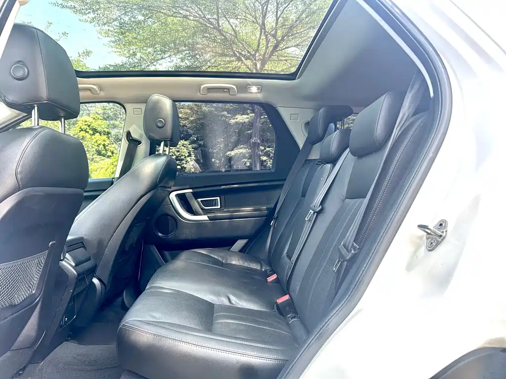 Land Rover Discovery Sport — миниатюра 13