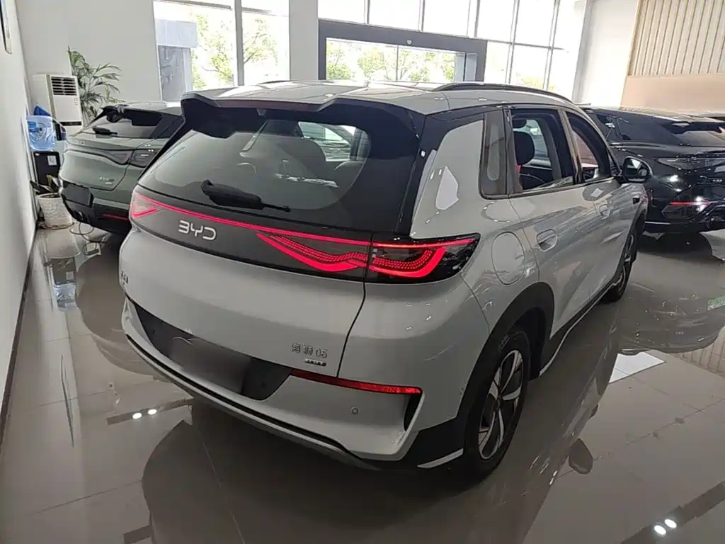 BYD 05 EV 2025 520KM