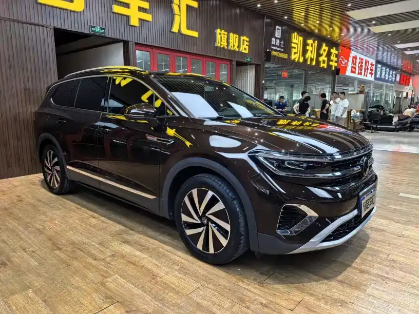 Volkswagen Viloran 2021 380TSI Luxury Pro