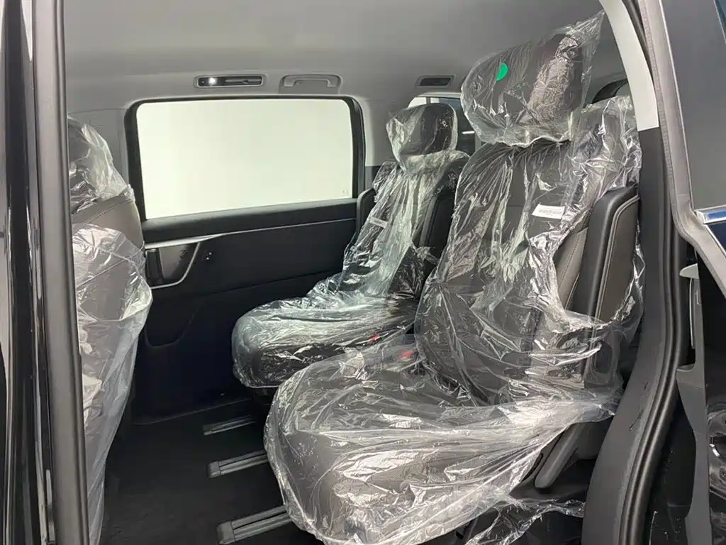 SAIC MAXUS EVERYONE 7