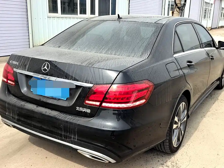 Mercedes-Benz E-Class — миниатюра 5