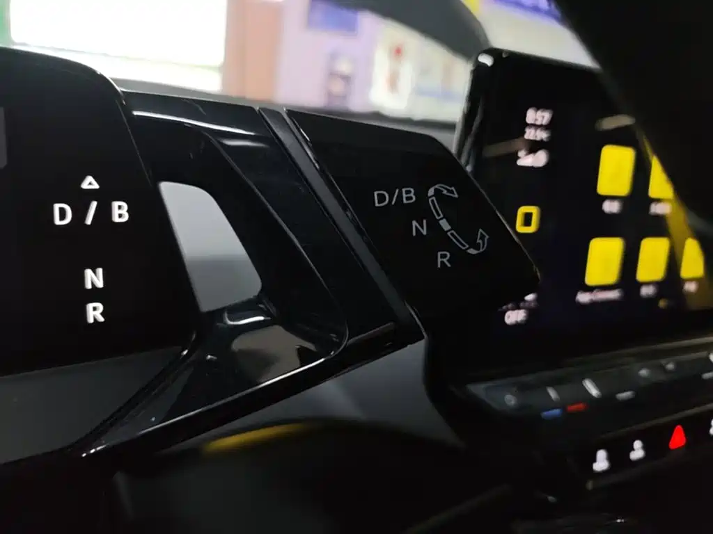 Volkswagen ID.3 — миниатюра 14