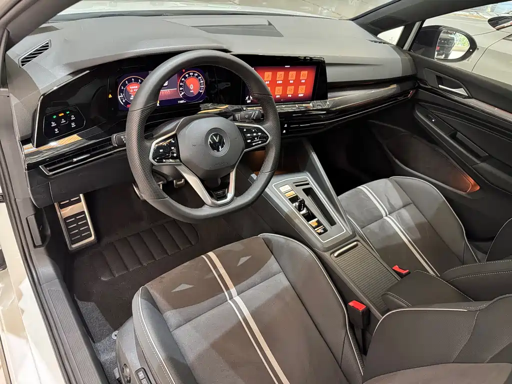 Volkswagen Golf — миниатюра 10