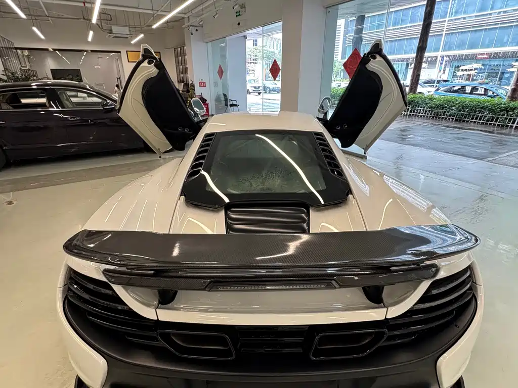 McLaren 650S 2014 3.8T Coupe