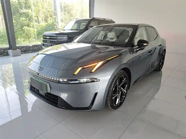 LYNK  &CO. 07 EM P 2024