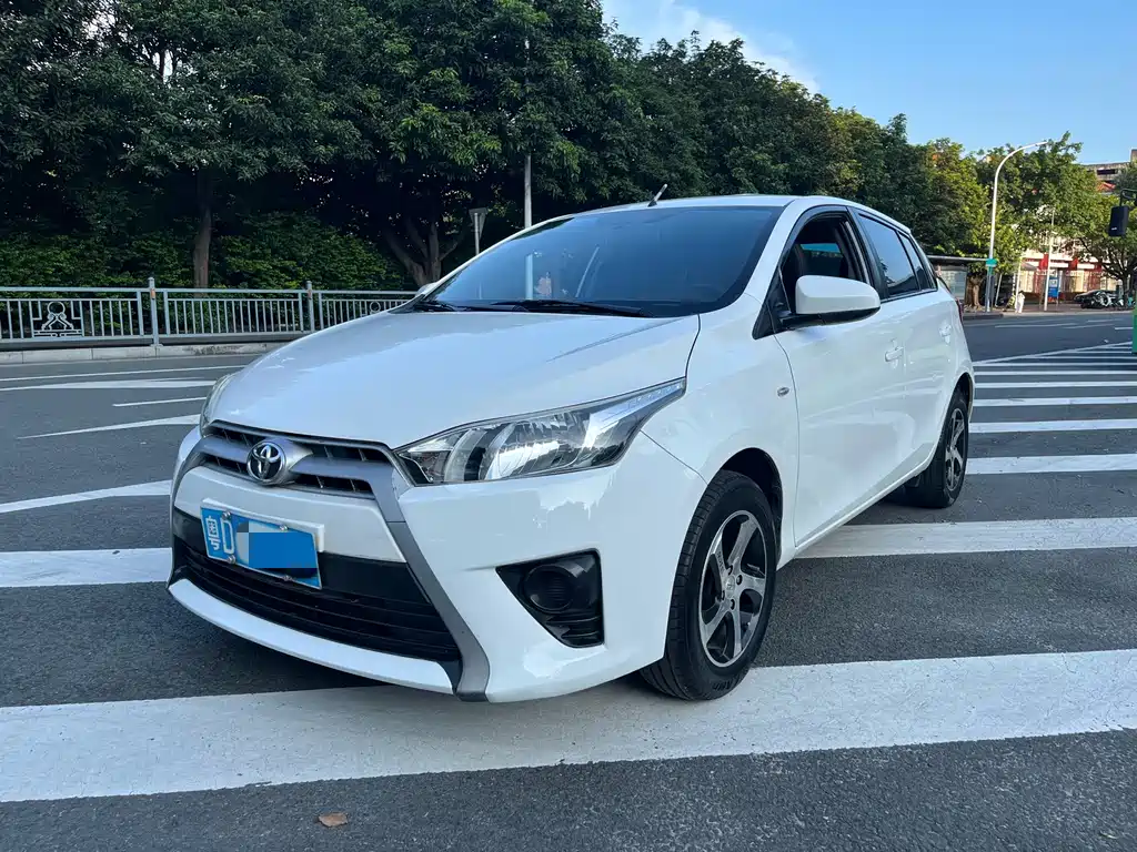 Toyota Yaris L