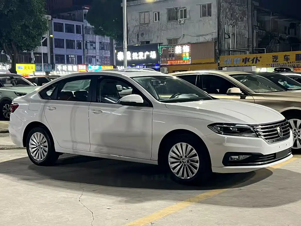 Volkswagen Lavida — миниатюра 3