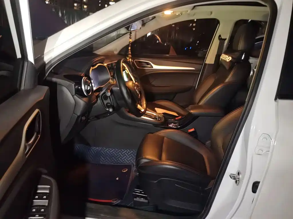MG ZS — миниатюра 11