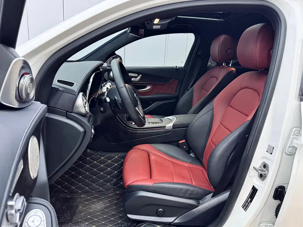 Mercedes-Benz GLC 2023 GLC 300 4MATIC SUV