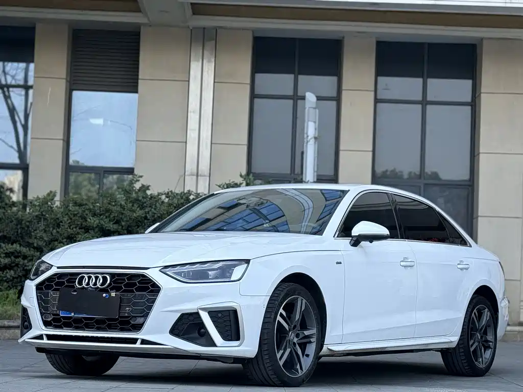 Audi A4L 2022