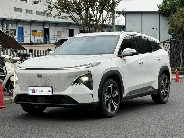 Geely Galaxy L7