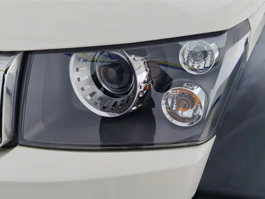 BAIC BJ40 2016 40L 2.3T AT Premium