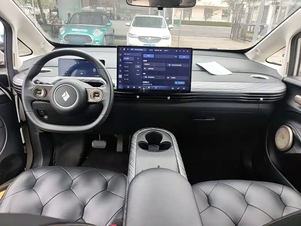 Baojun Yunduo — миниатюра 10