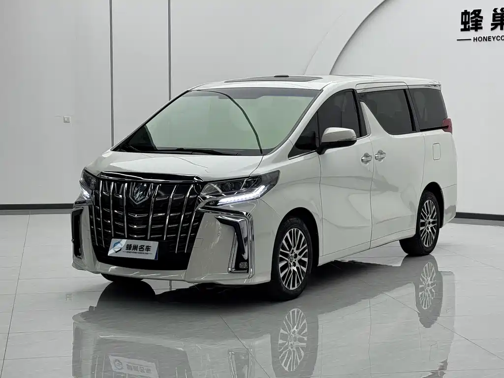 Купить Toyota Alphard