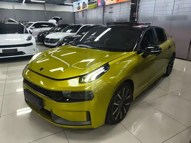 2021 Lynk & Co 03