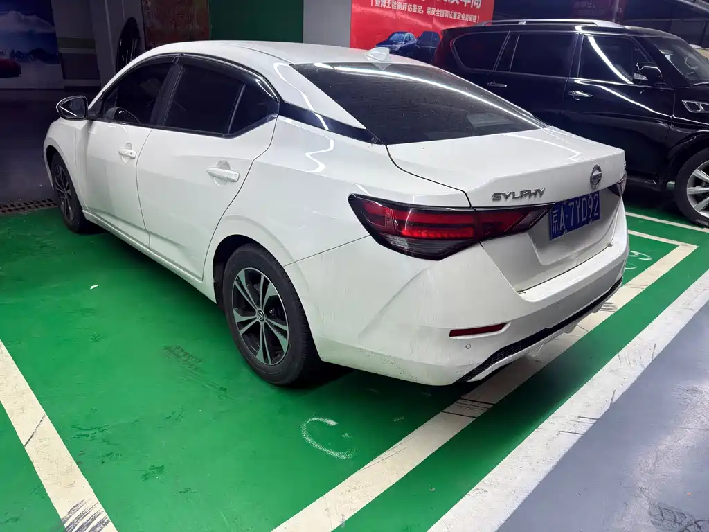 Nissan Sylphy — миниатюра 10