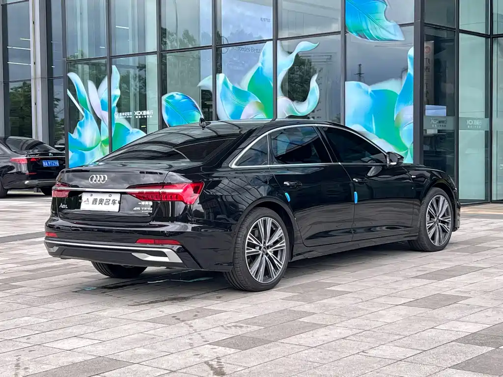 Audi A6L 2024 45 TFSI quattro