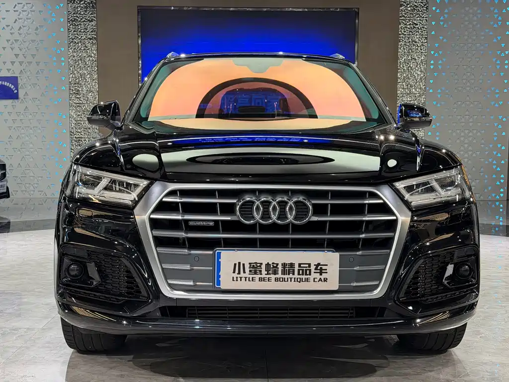 Audi Q5L — миниатюра 2