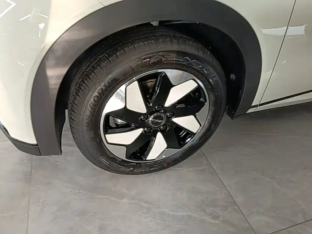BYD Dolphin — миниатюра 23