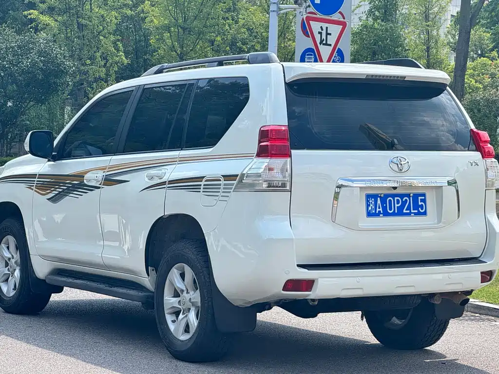 Toyota Prado (Import) — миниатюра 6