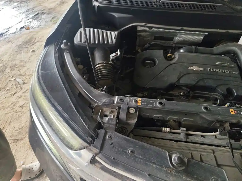 Chevrolet Equinox — миниатюра 18