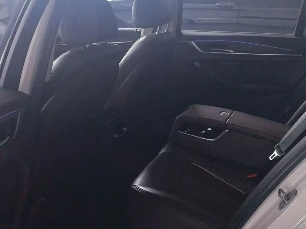 BMW 5 SERIES NEW ENERGY