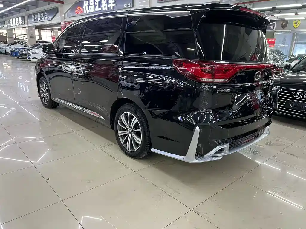 GAC TRUMPCHI M8