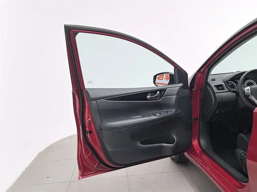 Nissan Tiida 2021 1.6L CVT