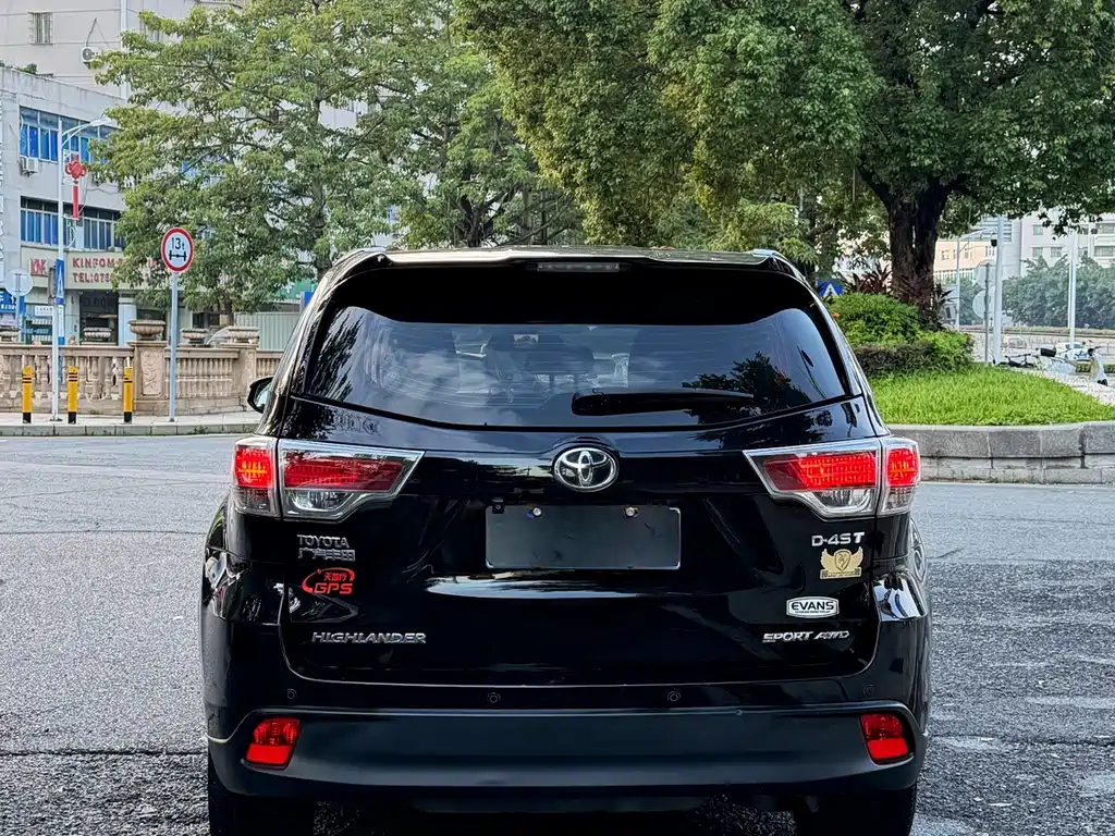 Toyota Highlander — миниатюра 6