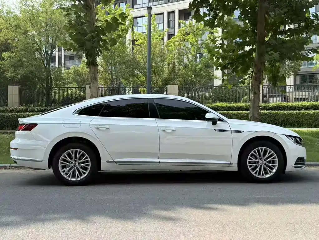 Volkswagen FAW - Passat CC CC 2019 330TSI VI