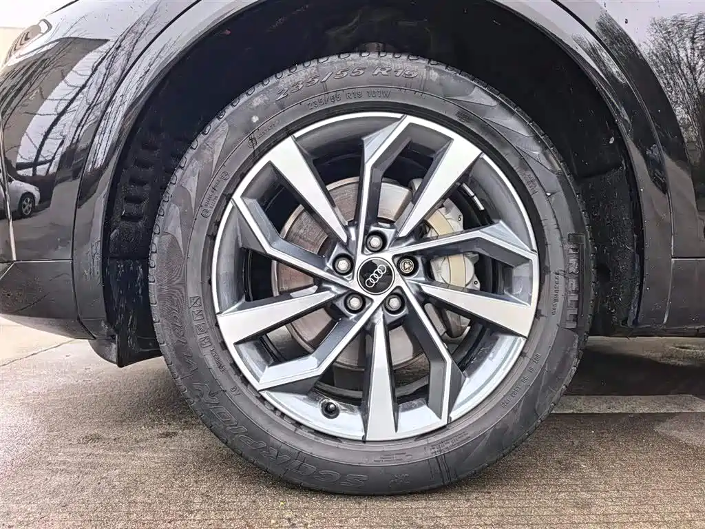 Audi Q5L — миниатюра 15
