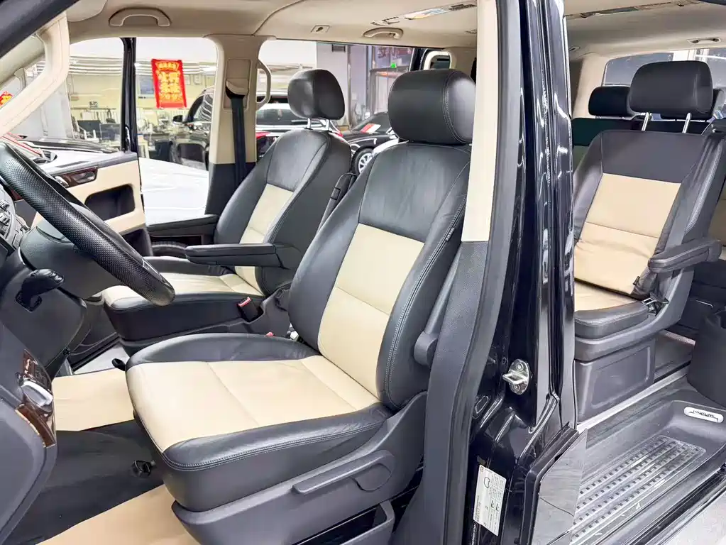Volkswagen Multivan — миниатюра 16