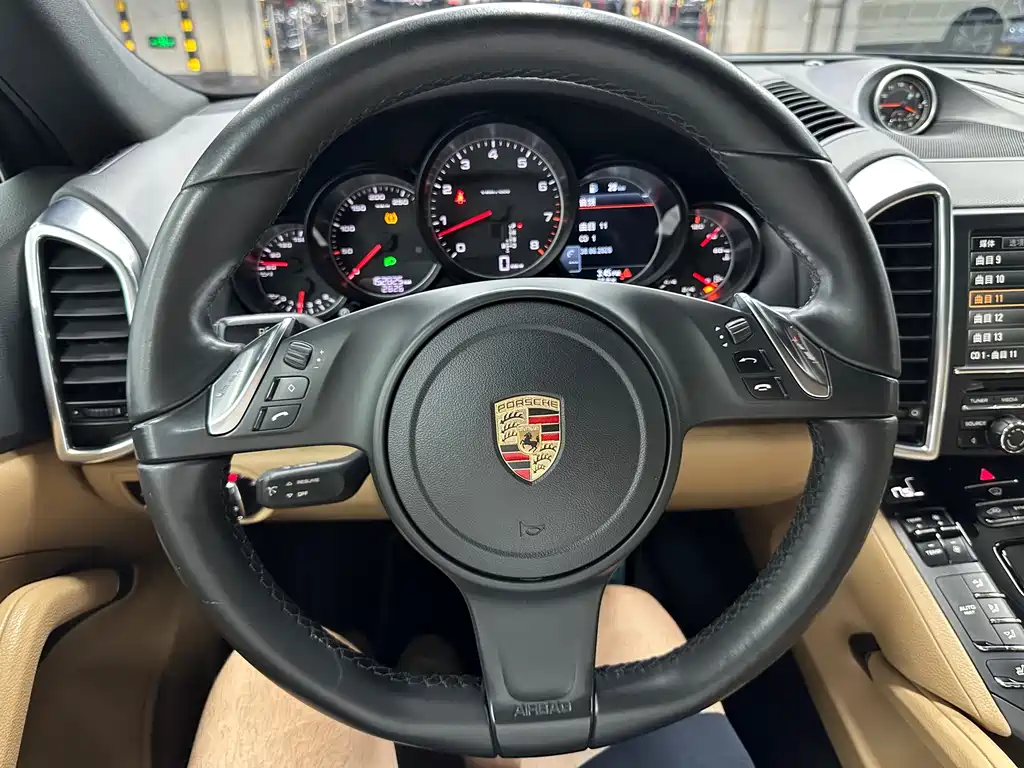 Porsche Cayenne 2014 Cayenne Platinum Edition 3.0T