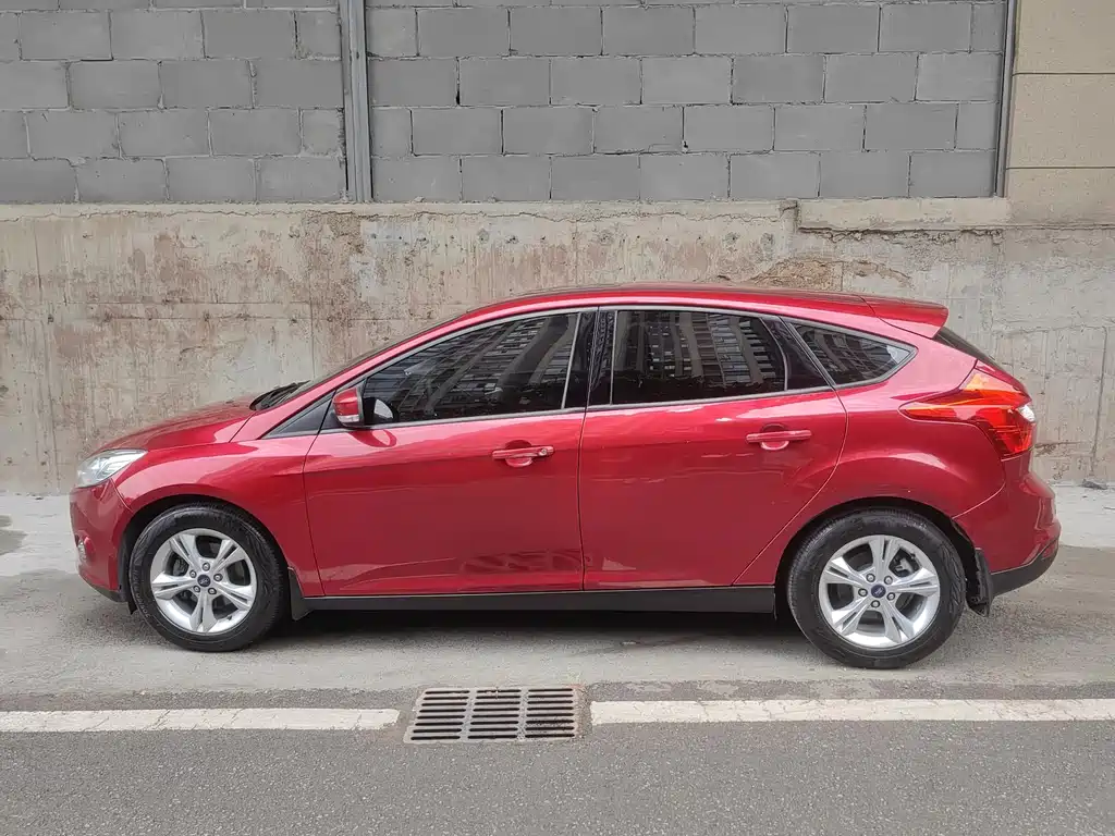 Ford Focus — миниатюра 4