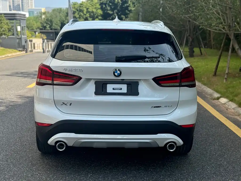 BMW X1 — миниатюра 10