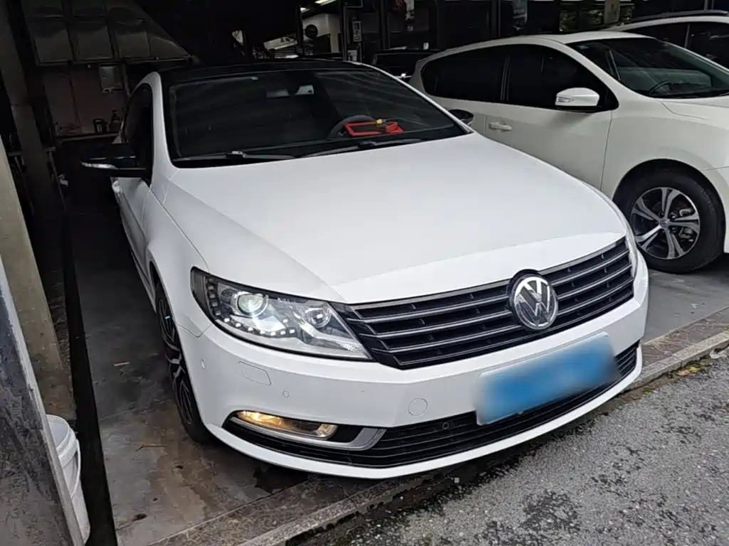 Volkswagen FAW - Passat CC CC 2016 300TSI 25