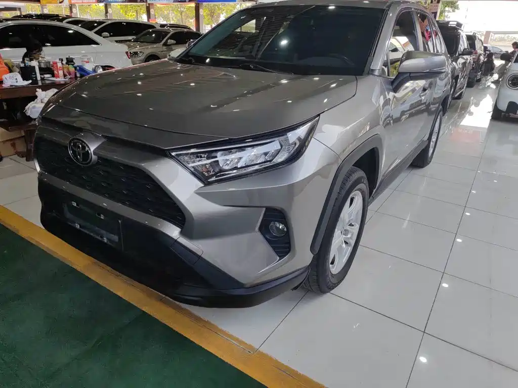Toyota RAV4 2022 2.0L CVT