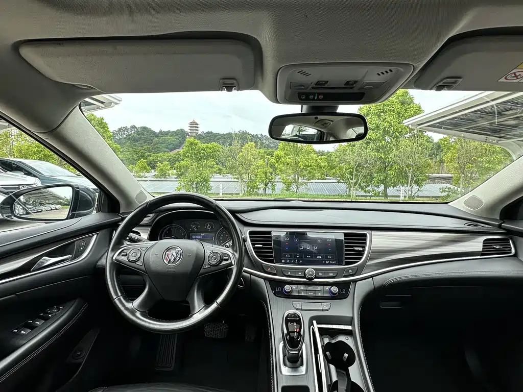 Buick LaCrosse — миниатюра 17