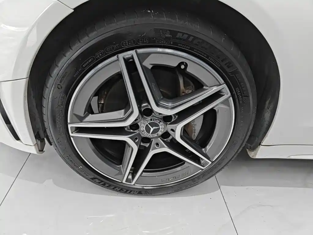 Mercedes-Benz C-Class (Import) — миниатюра 23