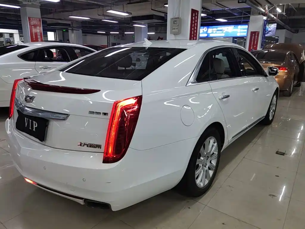 Cadillac XTS — миниатюра 7