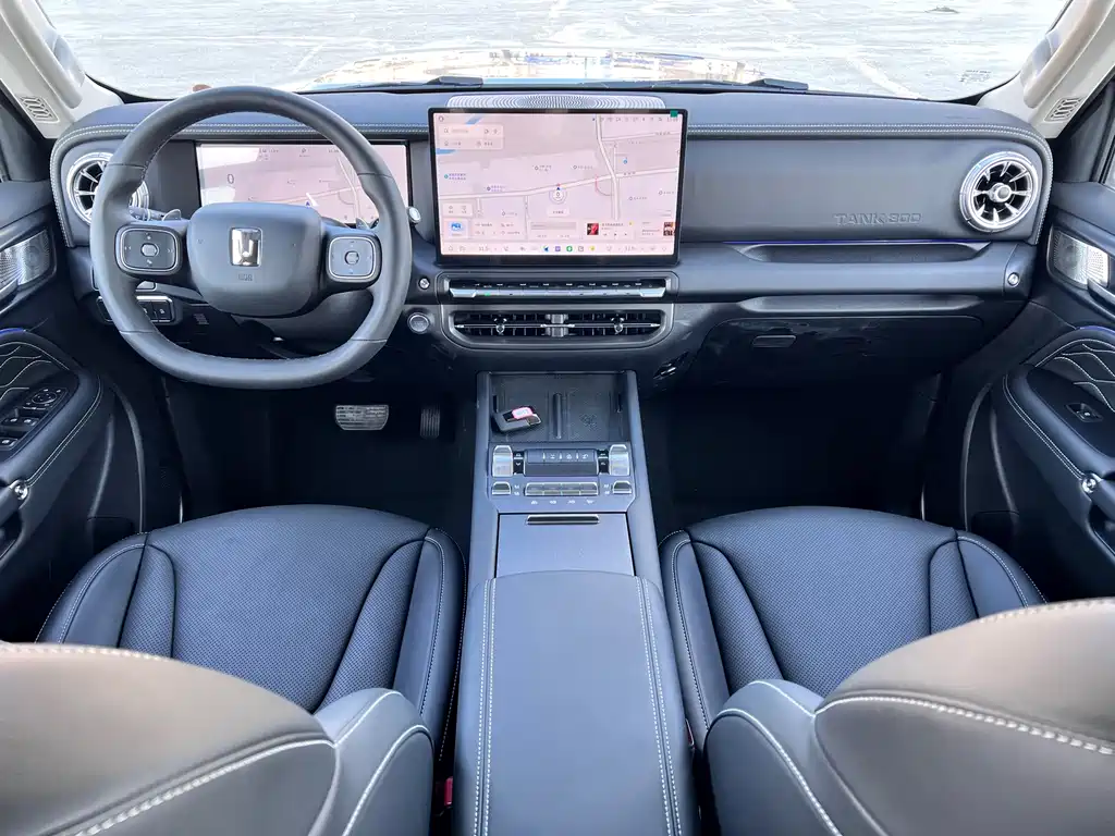 TANK TANK 300 NEW ENERGY