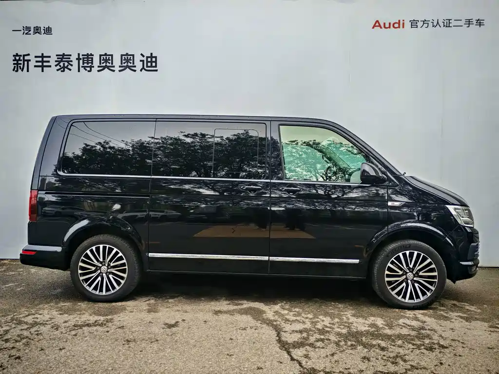 Volkswagen Multivan — миниатюра 4