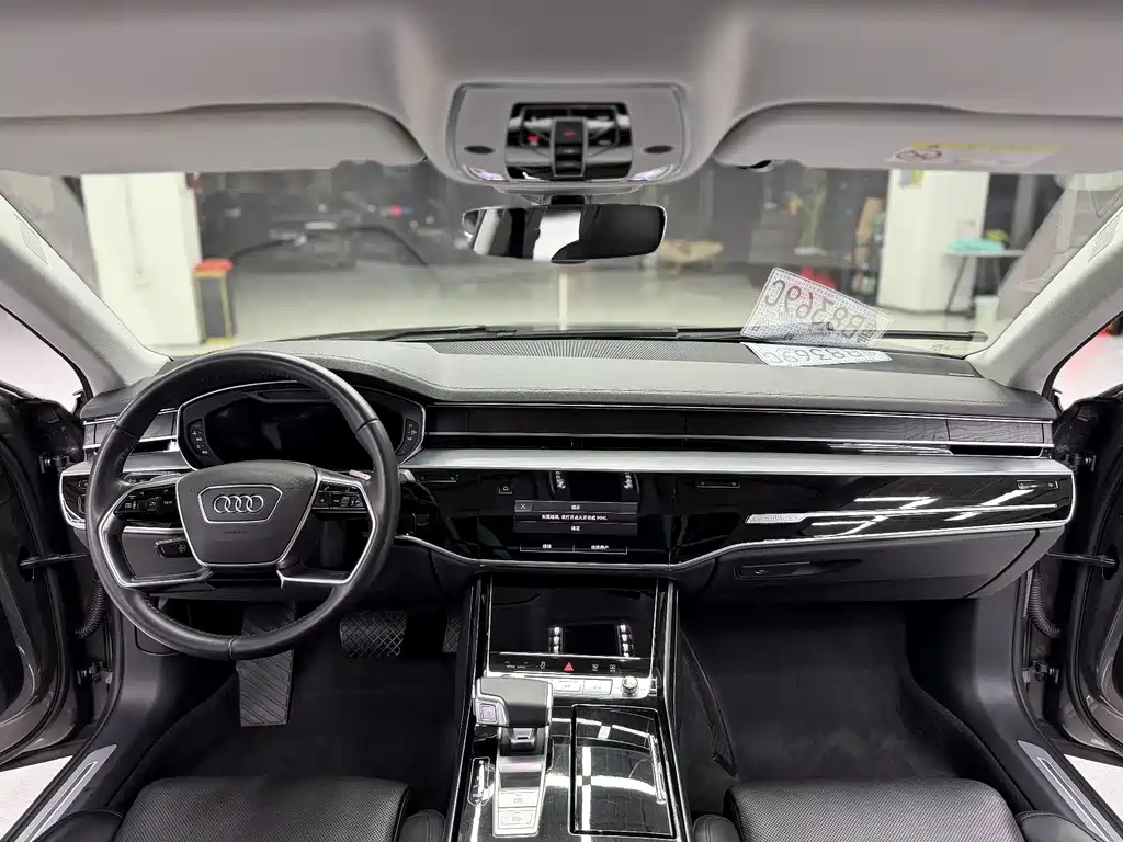 Audi A8 — миниатюра 7